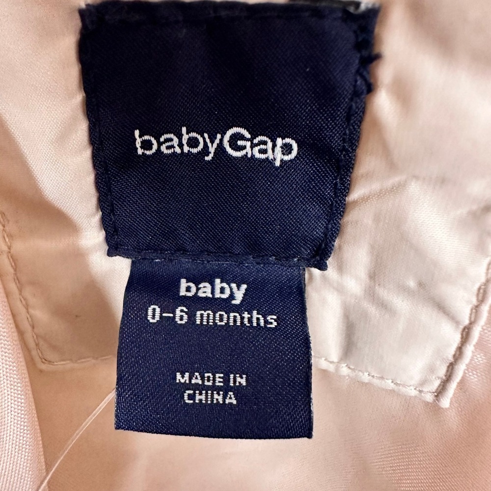babyGap Puffer Coat Hooded Quilted Cream Baby Girls 0 6 Months - Picture 3 of 8